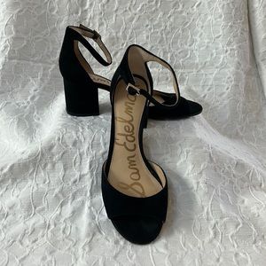 Sam Edelman Susie Heels Black Suede NWOB Sz 8
